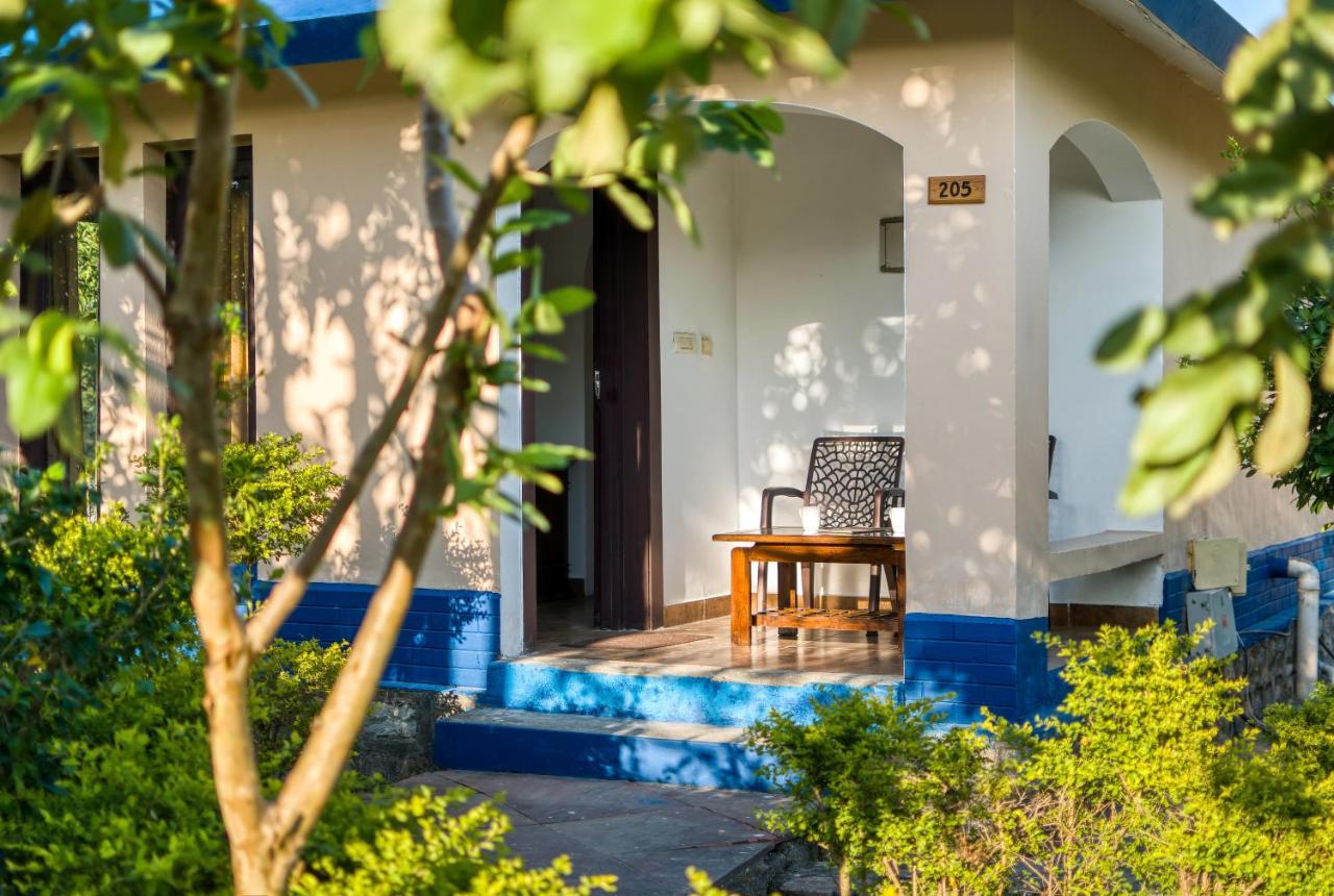 Tusk And Roar Corbett Resort, Jim Corbett Rāmnagar Exterior photo