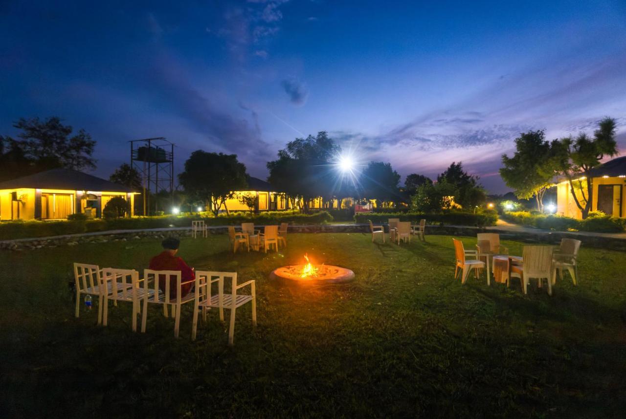 Tusk And Roar Corbett Resort, Jim Corbett Rāmnagar Exterior photo